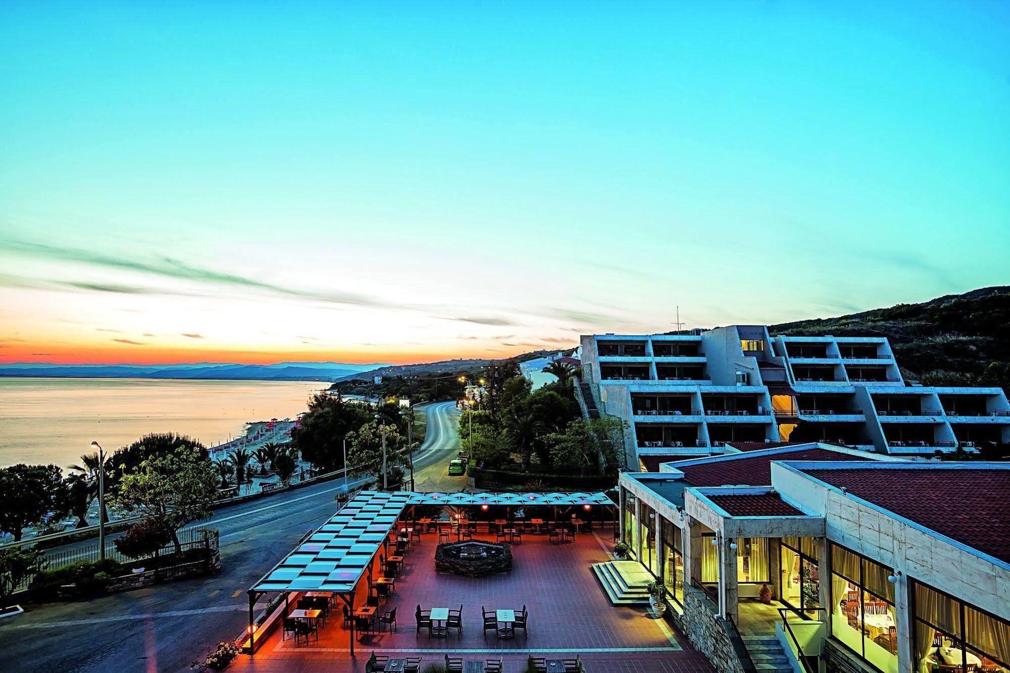 Xenios Theoxenia Hotel อูรานูโปลี ภายนอก รูปภาพ